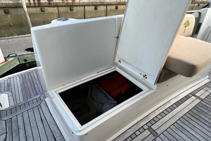  Yacht Photos Pics Lazarette Access