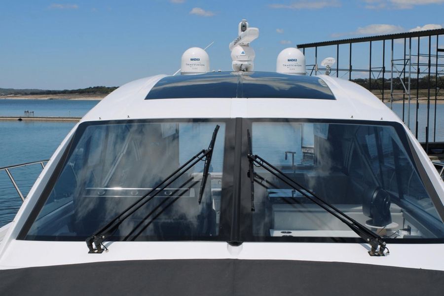 2021 Cruisers Yachts 54 Cantius