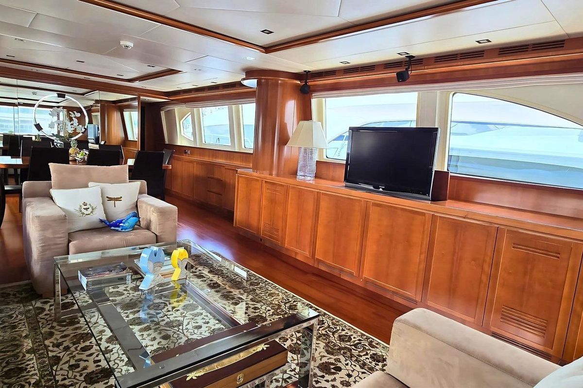 2007 Falcon 103 