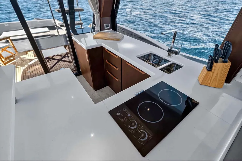 Mangogo Yacht Photos Pics Modern kitchen on 2021 Galeon 500 Fly yacht with ocean view.