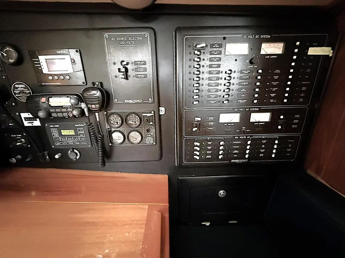 Sarah Yacht Photos Pics Control panel of a 2000 Cabo Rico Pearl Edition Anniversary Special yacht.