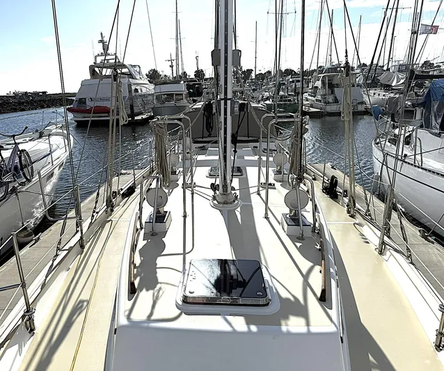 Sarah Yacht Photos Pics Sailboat deck view of 2000 Cabo Rico Pearl Edition Anniversary Special in marina.
