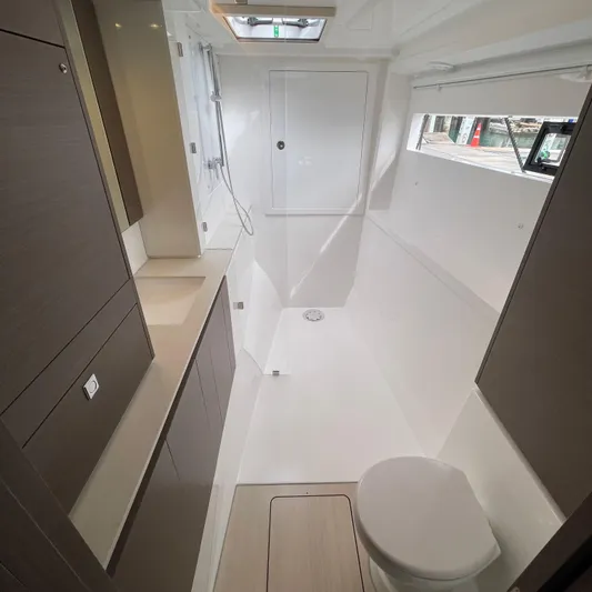 Leopard 40pc Yacht Photos Pics Modern bathroom interior of 2025 Leopard 40PC yacht, featuring sleek design and ample lighting.