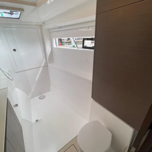 Leopard 40pc Yacht Photos Pics Modern bathroom interior of 2025 Leopard 40PC yacht, featuring sleek design and natural lighting.