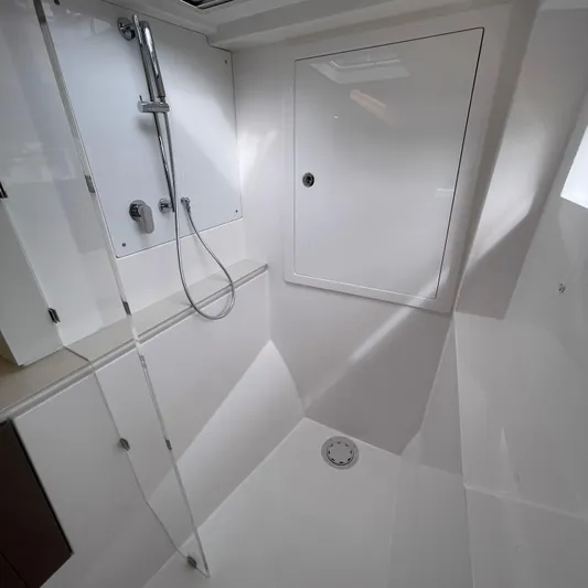 Leopard 40pc Yacht Photos Pics Modern shower area in 2025 Leopard 40PC yacht, featuring sleek design and fixtures.