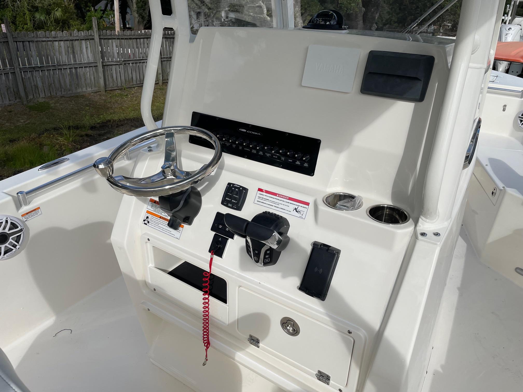 2024 Cobia 240 Center Console Center Console for sale - YachtWorld