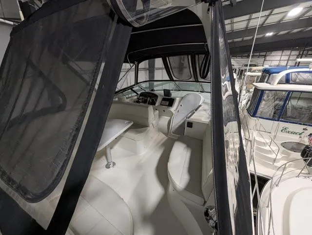 Her Endeavour II Yacht Photos Pics 