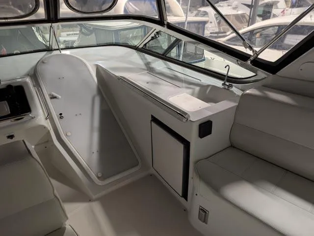 Her Endeavour II Yacht Photos Pics 