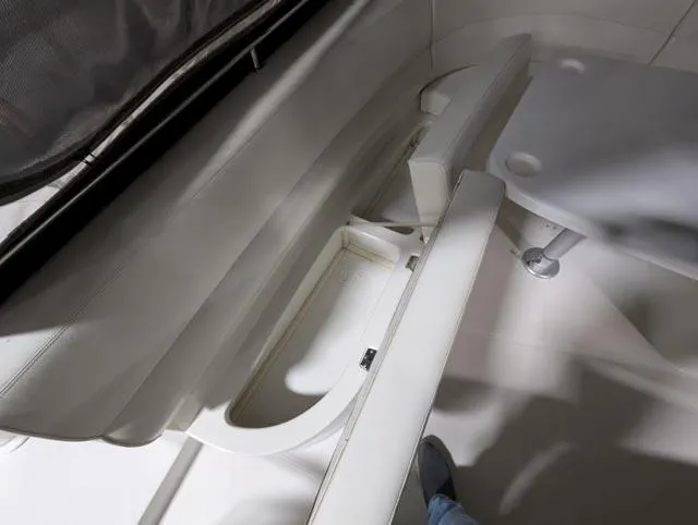 Her Endeavour II Yacht Photos Pics 