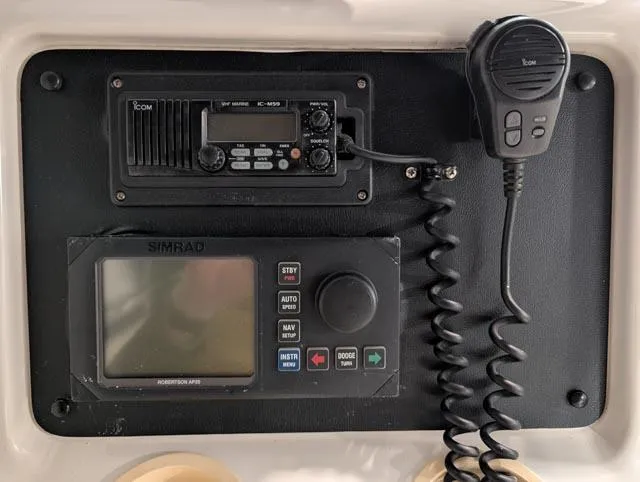 Her Endeavour II Yacht Photos Pics 