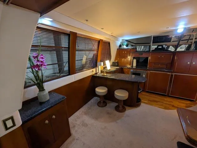 Her Endeavour II Yacht Photos Pics 