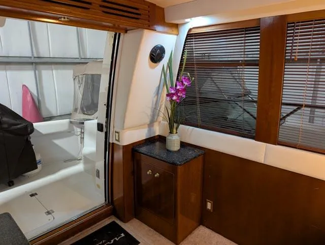 Her Endeavour II Yacht Photos Pics 