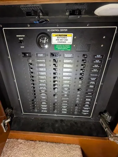 Her Endeavour II Yacht Photos Pics 