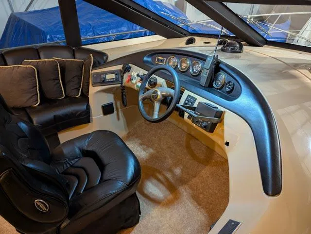 Her Endeavour II Yacht Photos Pics 