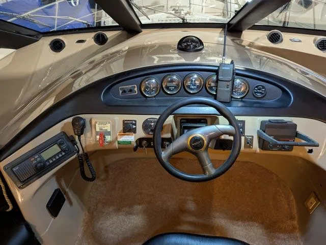 Her Endeavour II Yacht Photos Pics 