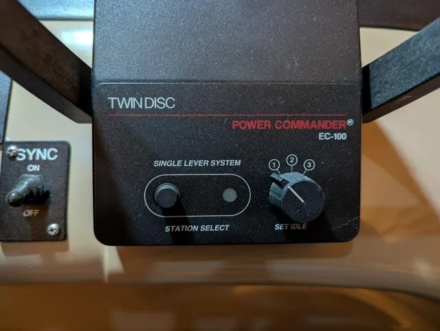 Her Endeavour II Yacht Photos Pics 