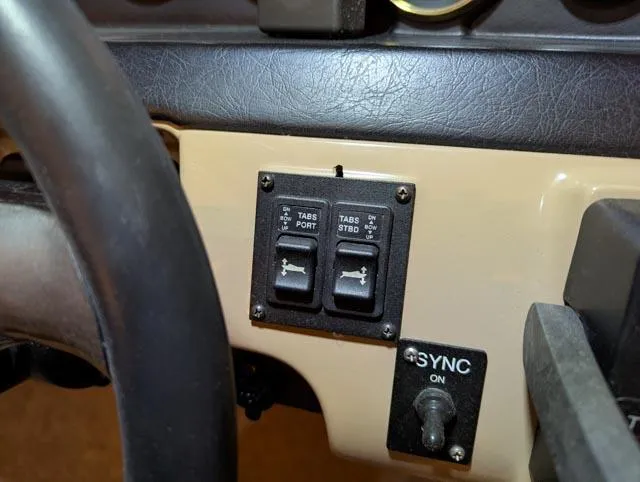 Her Endeavour II Yacht Photos Pics 