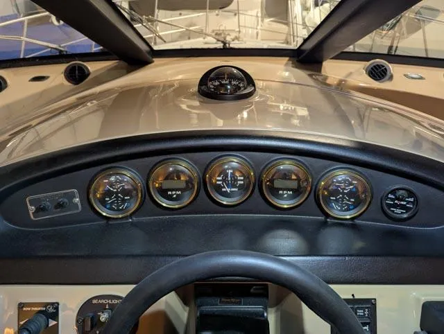 Her Endeavour II Yacht Photos Pics 