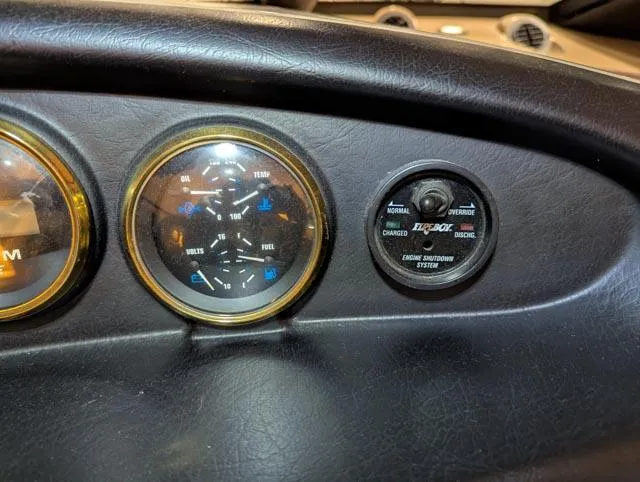 Her Endeavour II Yacht Photos Pics 