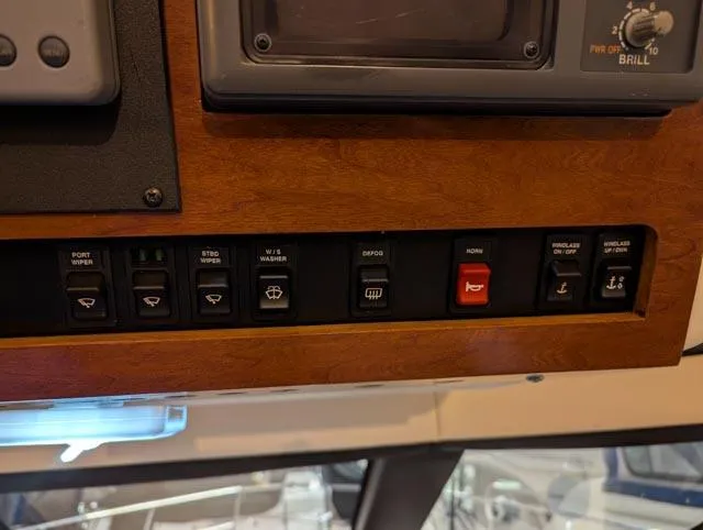 Her Endeavour II Yacht Photos Pics 