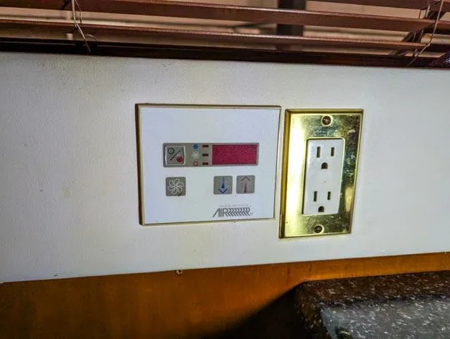 Her Endeavour II Yacht Photos Pics 