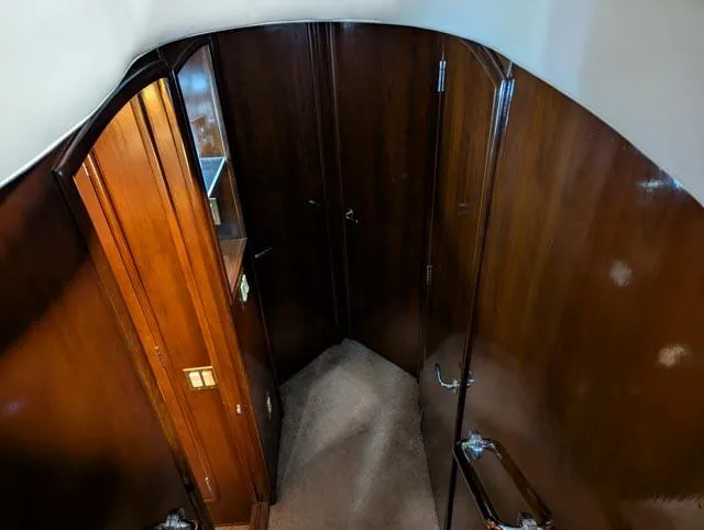 Her Endeavour II Yacht Photos Pics 