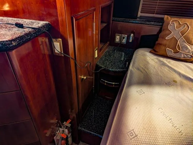 Her Endeavour II Yacht Photos Pics 