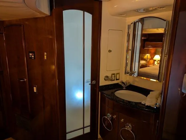 Her Endeavour II Yacht Photos Pics 