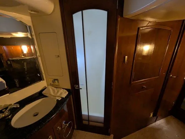 Her Endeavour II Yacht Photos Pics 