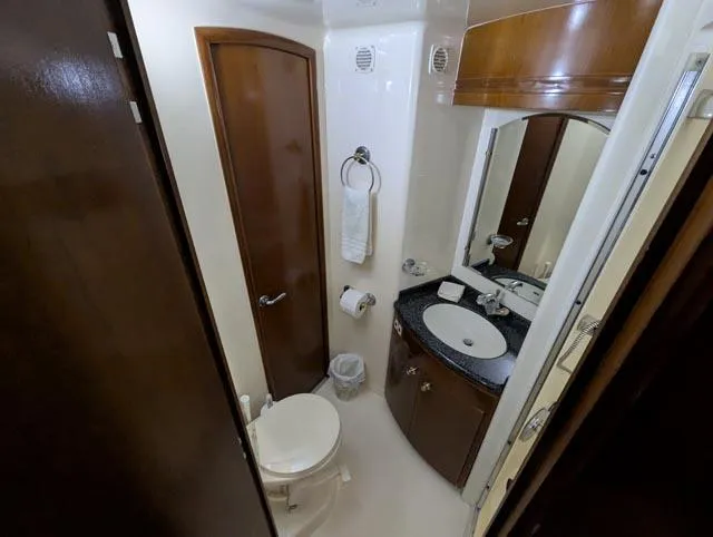 Her Endeavour II Yacht Photos Pics 