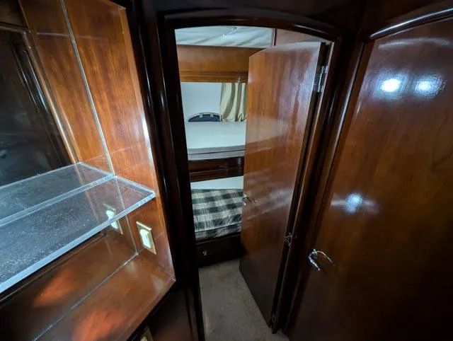 Her Endeavour II Yacht Photos Pics 