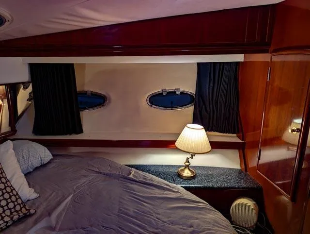 Her Endeavour II Yacht Photos Pics 