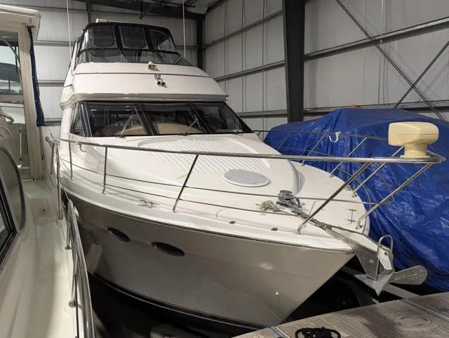 Her Endeavour II Yacht Photos Pics 