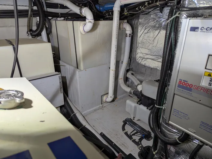 Her Endeavour II Yacht Photos Pics 