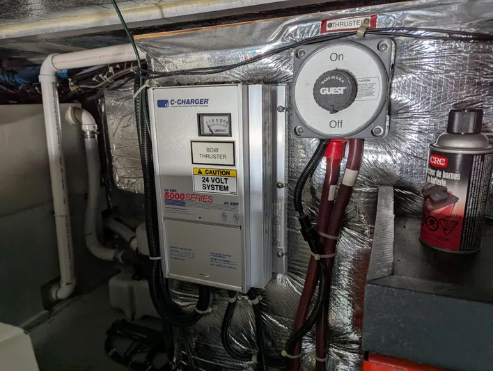 Her Endeavour II Yacht Photos Pics 