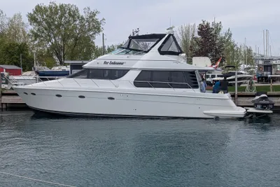 Carver 530 Voyager Pilothouse