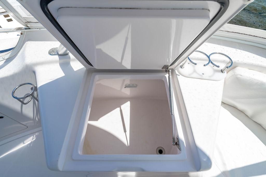 2006 Viking 56 