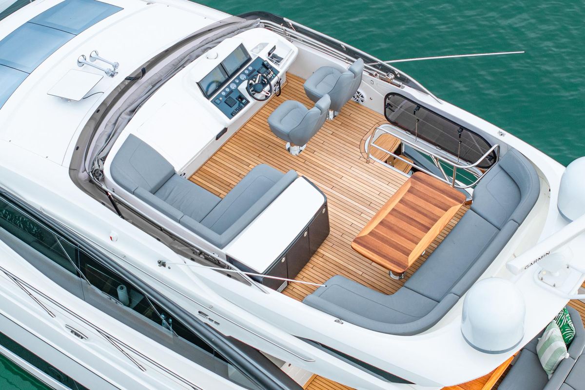 2017 Princess 65 