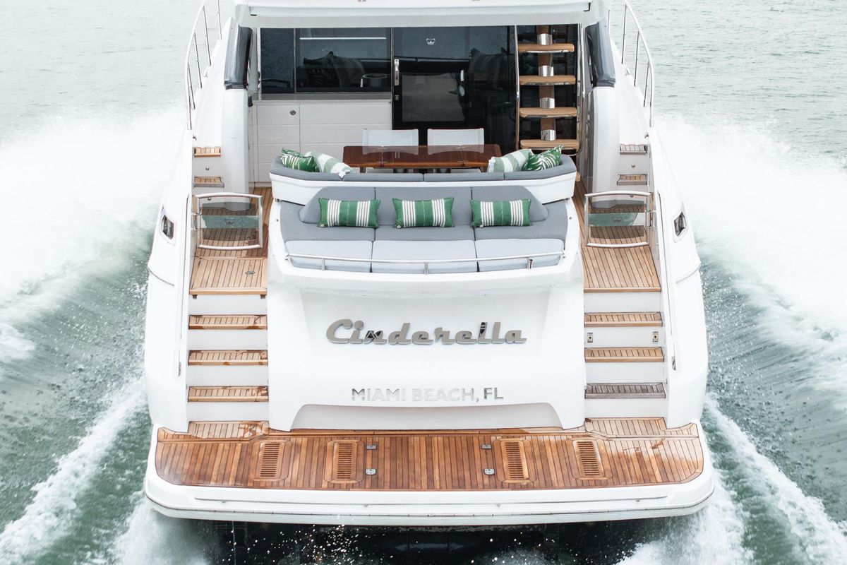 2017 Princess 65 