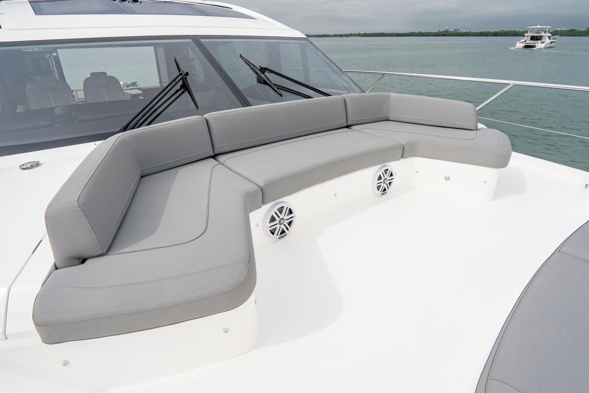 2017 Princess 65 