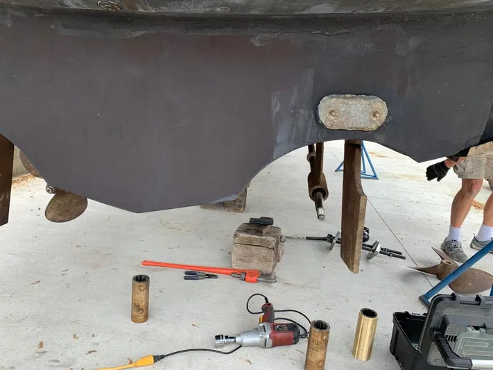 Beachlife Yacht Photos Pics 