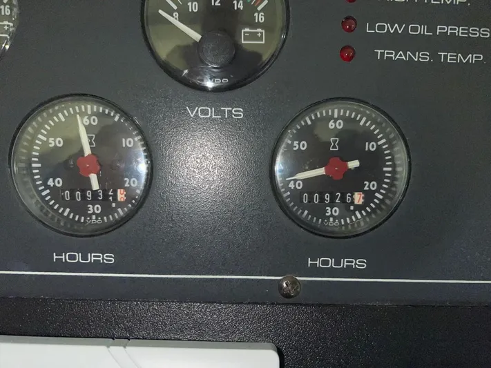 Beachlife Yacht Photos Pics 