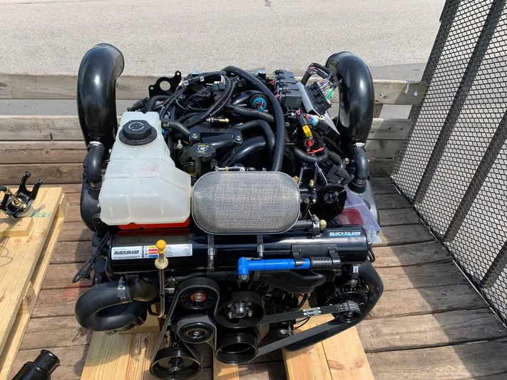 Beachlife Yacht Photos Pics 