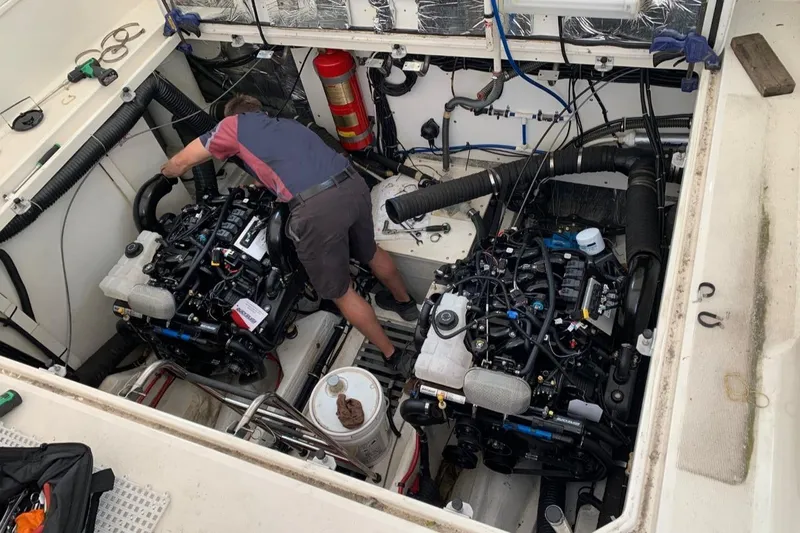 Beachlife Yacht Photos Pics 