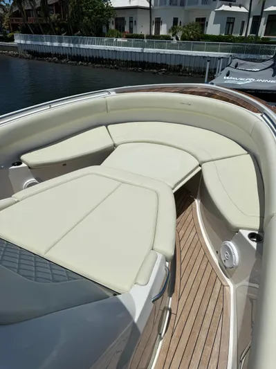  Yacht Photos Pics 2016 Chris-Craft Catalina 34 boat with spacious cushioned seating area.