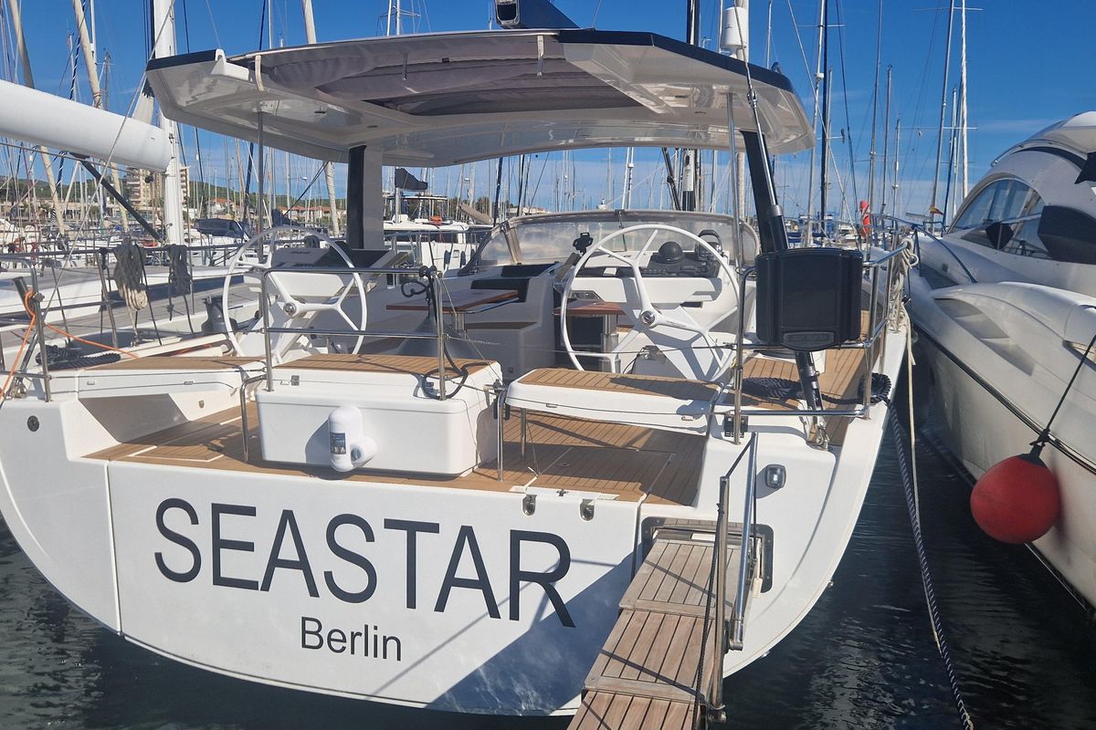 2019 Hanse 56 