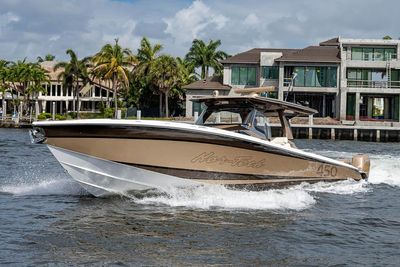 Yacht