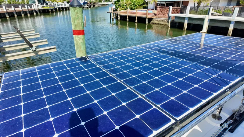 Defiance Yacht Photos Pics 