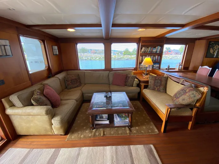 Meander Yacht Photos Pics Interior of a 2003 Northern Marine Pilothouse Trawler with cozy seating area.