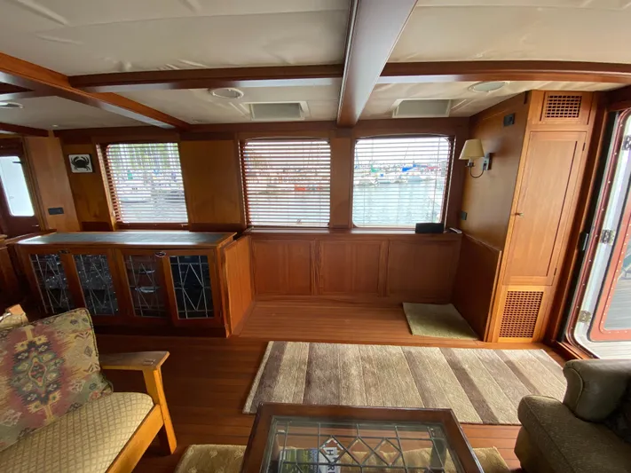 Meander Yacht Photos Pics Interior of a 2003 Northern Marine Pilothouse Trawler yacht.